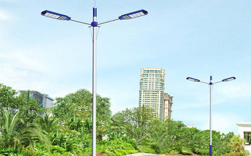 博尔塔拉太阳能路灯地脚螺栓规格：防止倾倒的关键